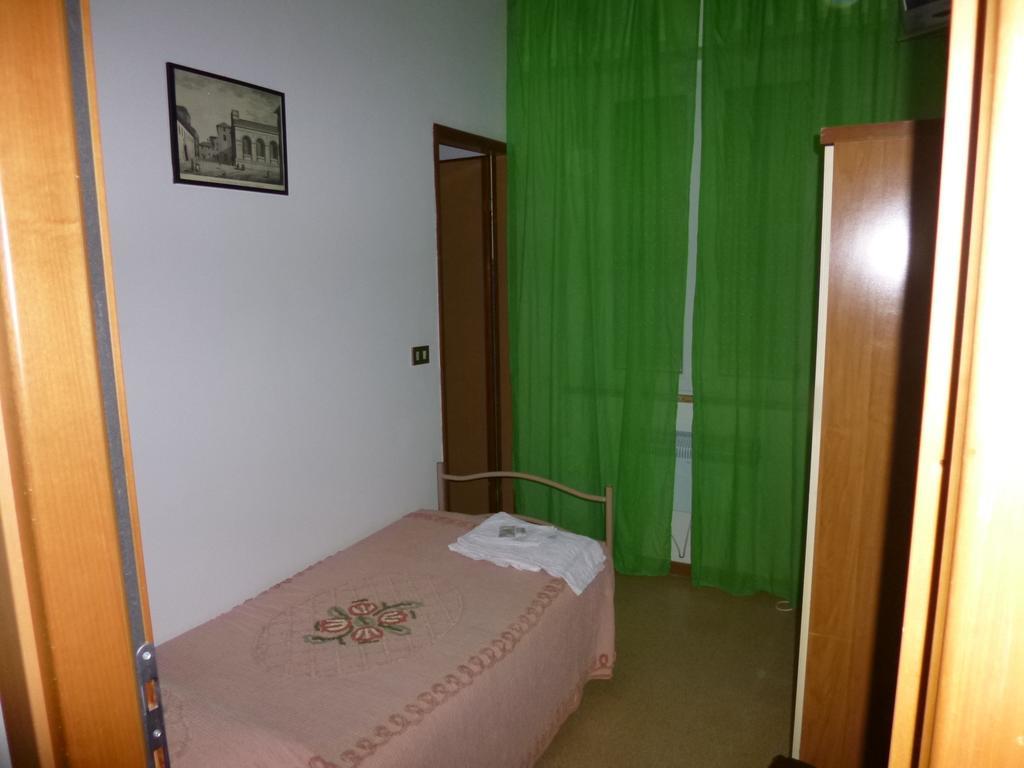 Consul Hotel Rimini Szoba fotó