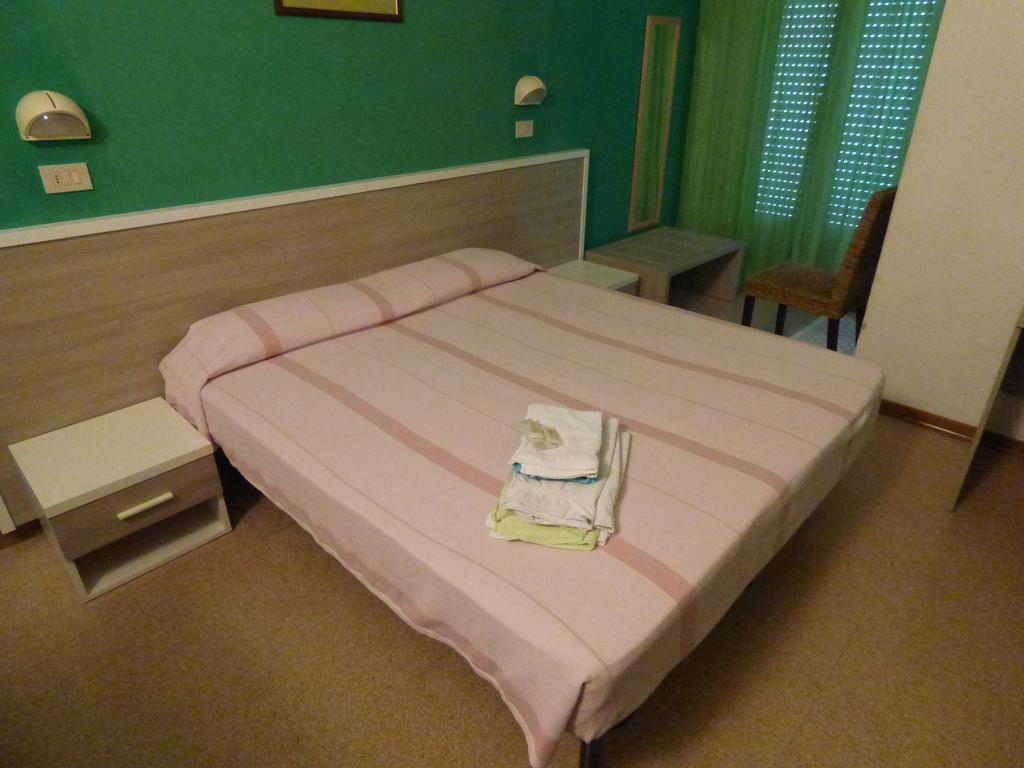 Consul Hotel Rimini Kültér fotó