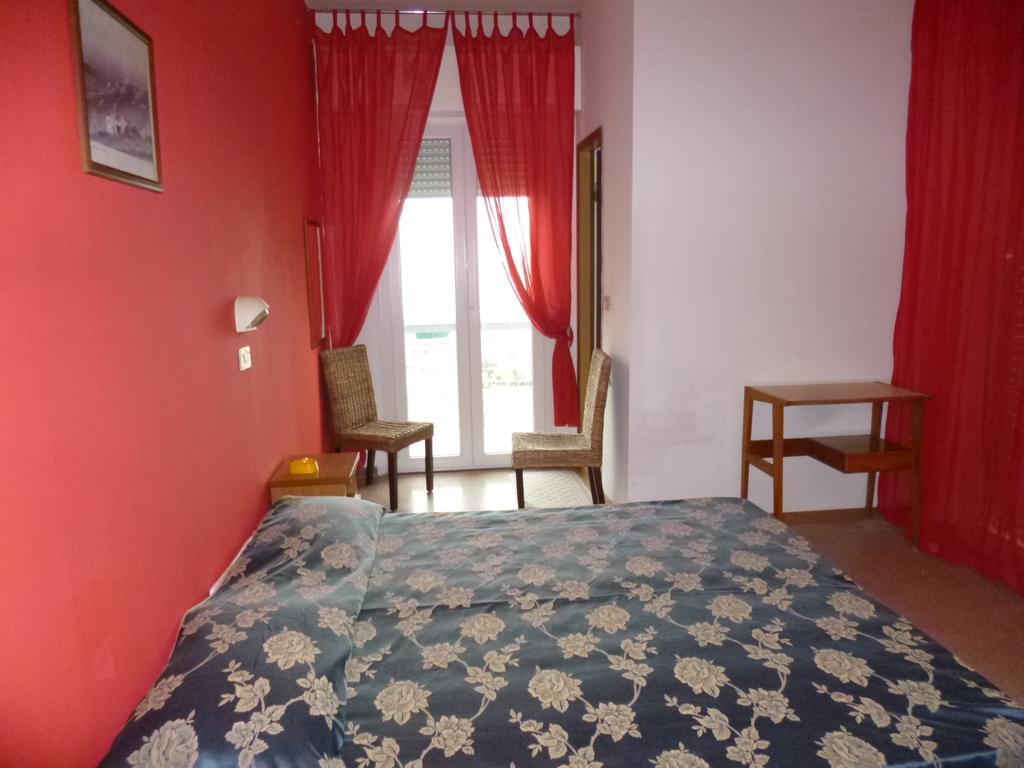 Consul Hotel Rimini Kültér fotó