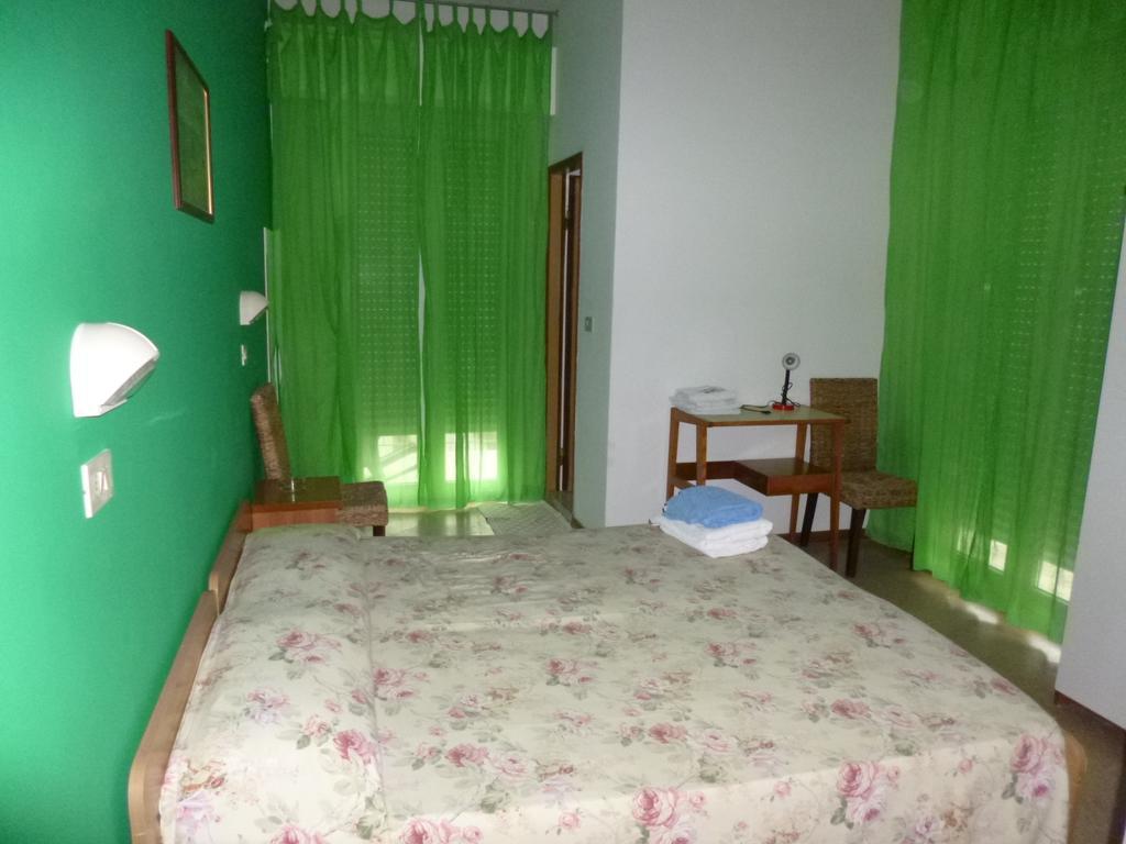 Consul Hotel Rimini Kültér fotó