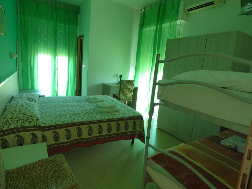 Consul Hotel Rimini Kültér fotó